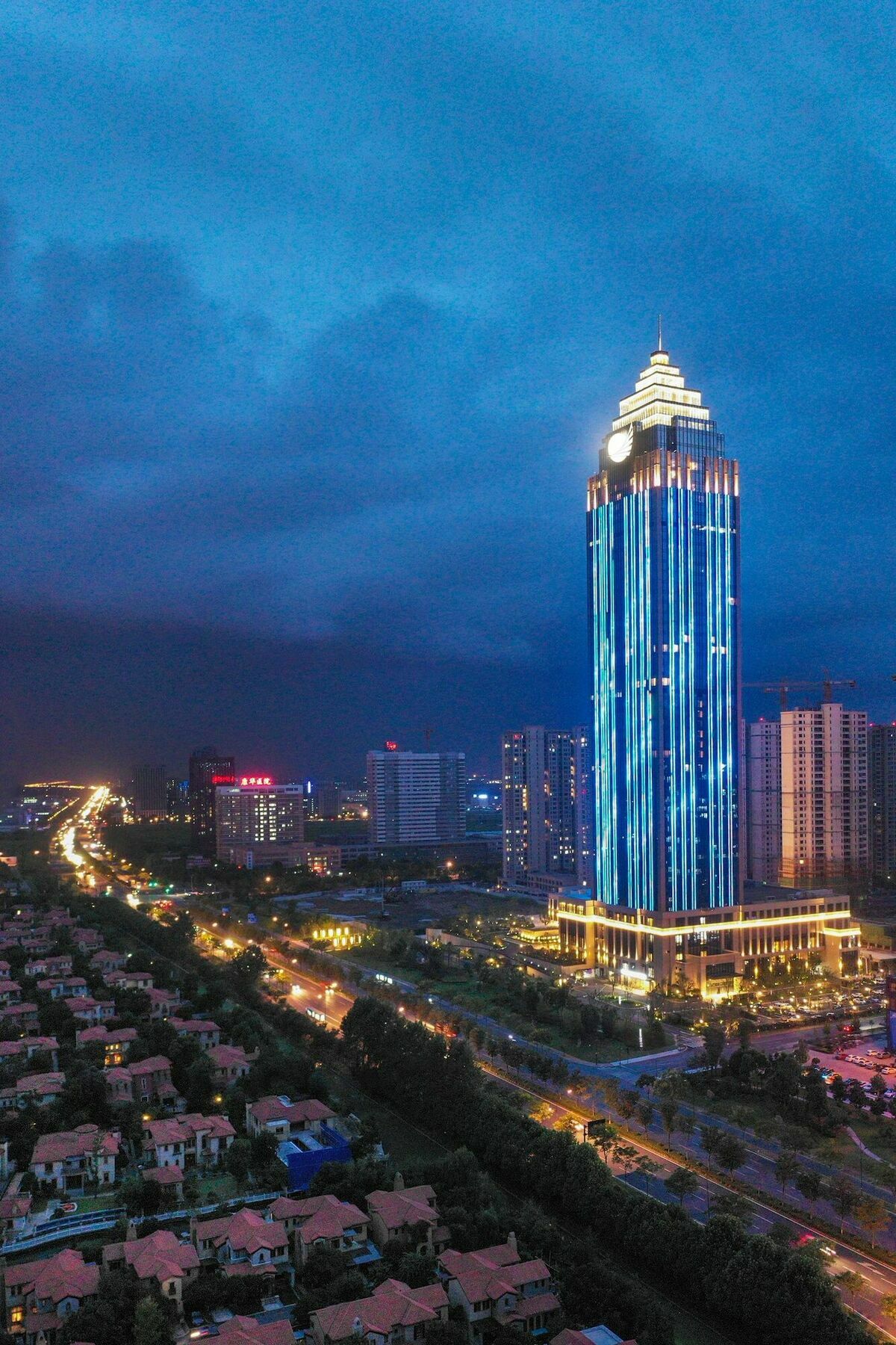 Grand New Century Hotel Haining Zhejiang Extérieur photo